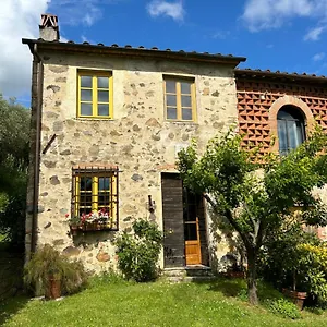 La Casina Dei Frati , Lucca Italy