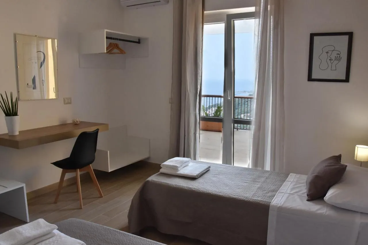 Tao Enjoy Suite Taormina 0*,  Italien