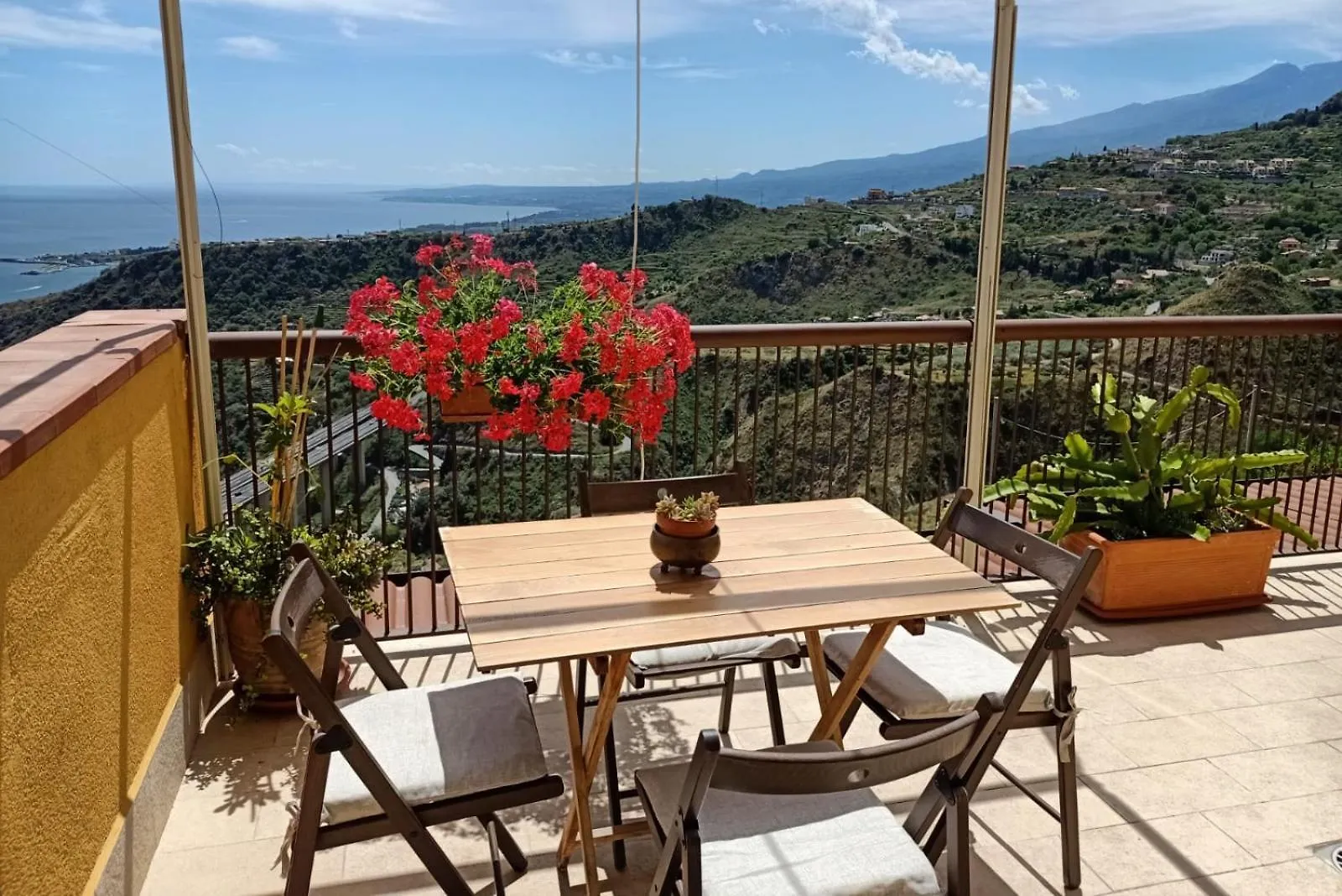 Tao Enjoy Suite Taormina 0*,  Italien